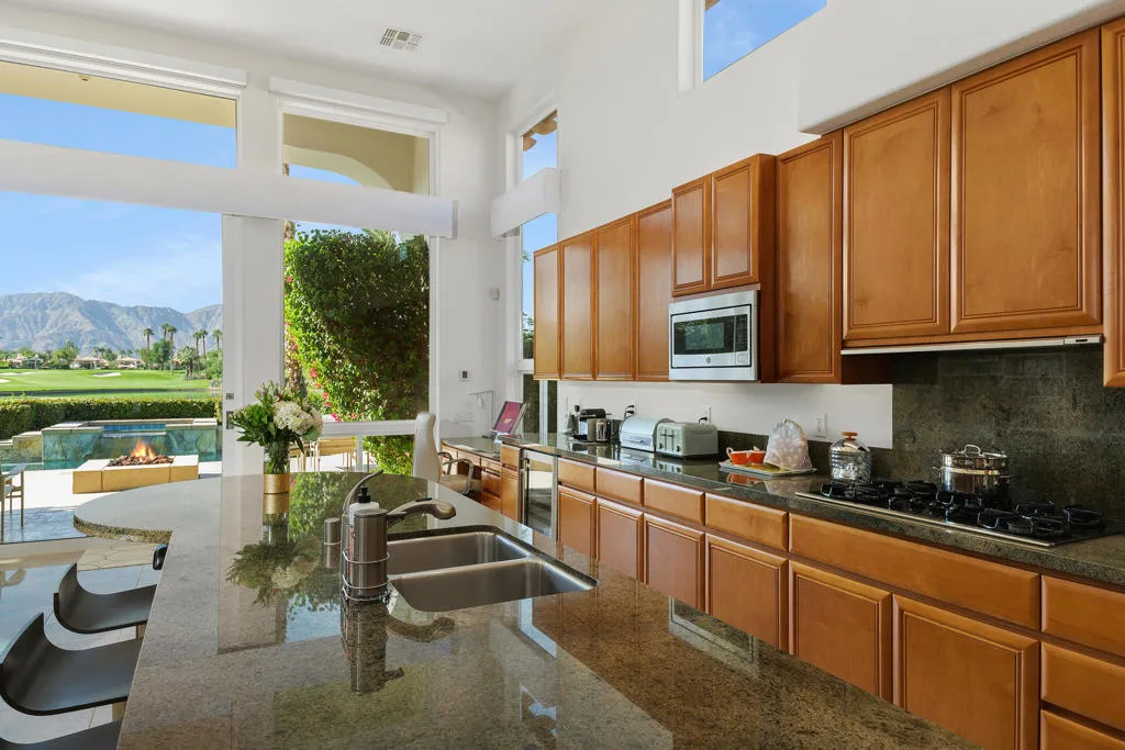 79950 E Mission Drive E, La Quinta, California 92253 home-pic-20