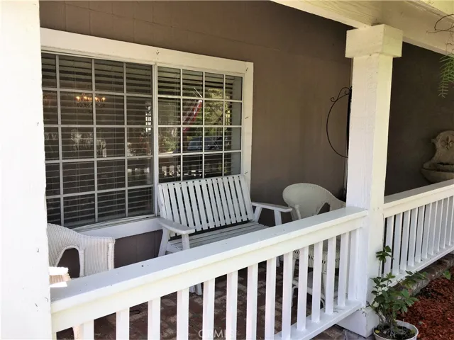 Pic from prior rental