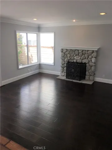 Pic from prior rental