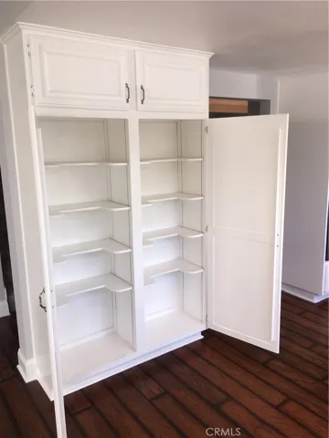 Pic from prior rental