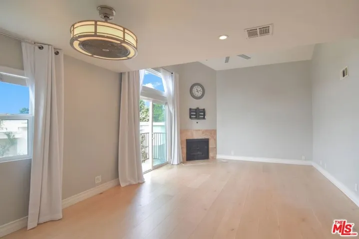 12530 Venice Boulevard 6, Los Angeles, California 90066