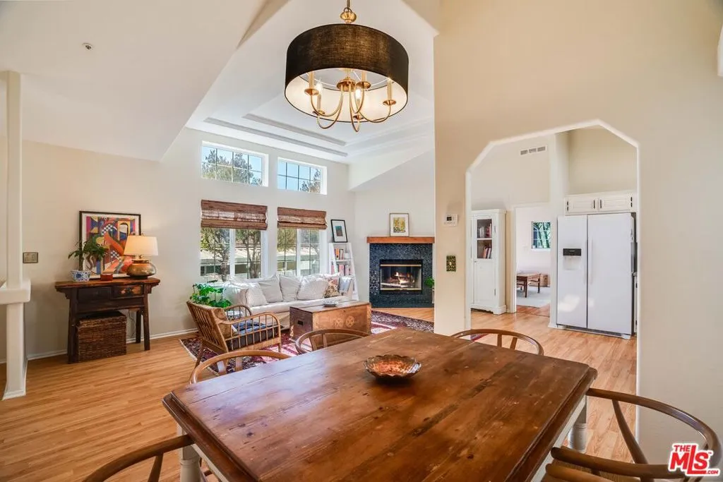 1169 Aztec, Topanga, California 90290 home-pic-6