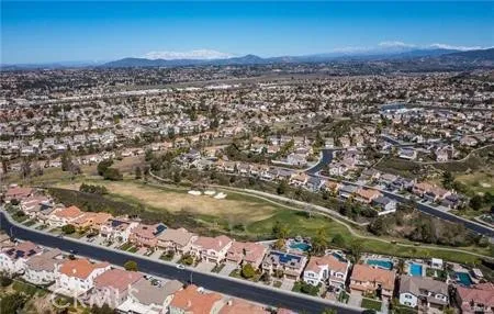 45344 Saint Tisbury Street, Temecula, California 92592 home-pic-26