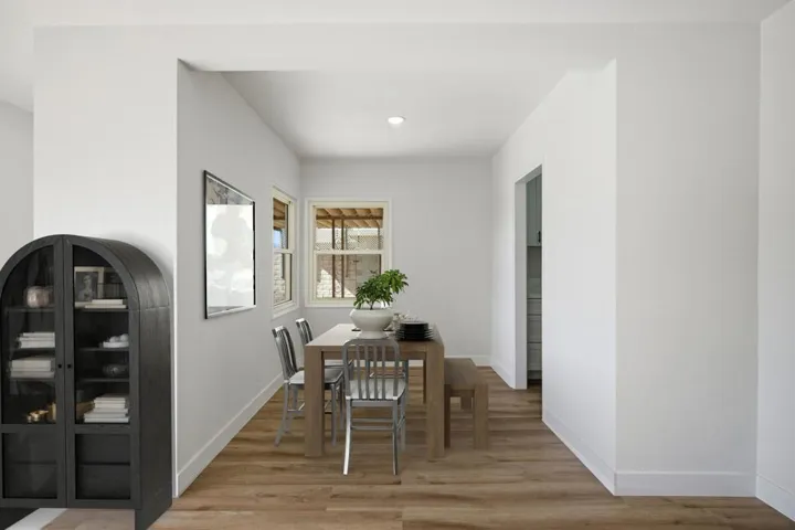 08 DINING ROOM
