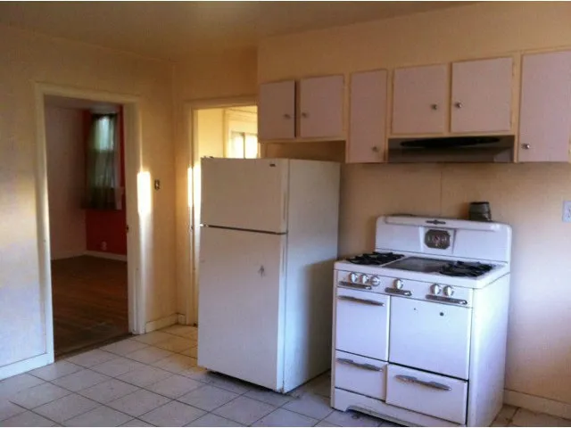 29 Bloomfield Road, Burlingame, California 94010