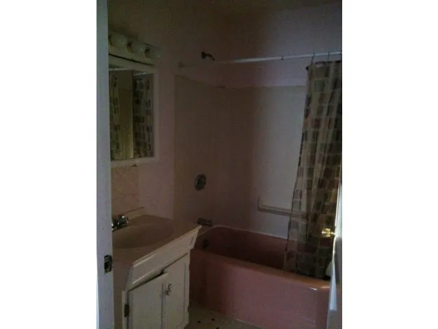 29 Bloomfield Road, Burlingame, California 94010