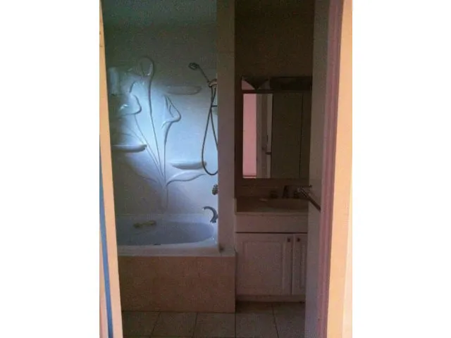 29 Bloomfield Road, Burlingame, California 94010