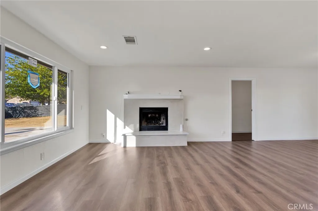 17826 Chestnut Street, Hesperia, California 92345 home-pic-4