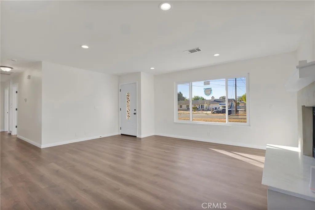 17826 Chestnut Street, Hesperia, California 92345 home-pic-7