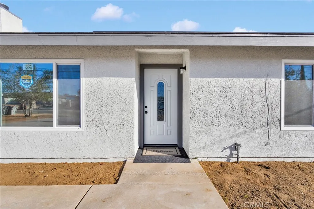 17826 Chestnut Street, Hesperia, California 92345 home-pic-3