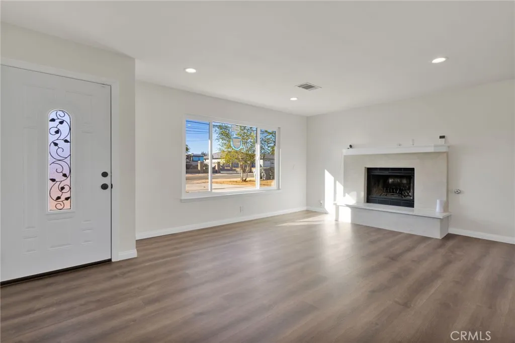 17826 Chestnut Street, Hesperia, California 92345 home-pic-5