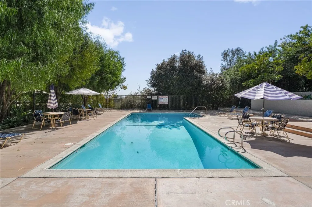 4049 Via Marisol, Los Angeles, California 90042 home-pic-17