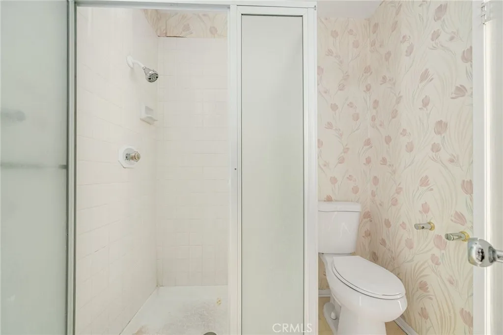 4049 Via Marisol, Los Angeles, California 90042 home-pic-16