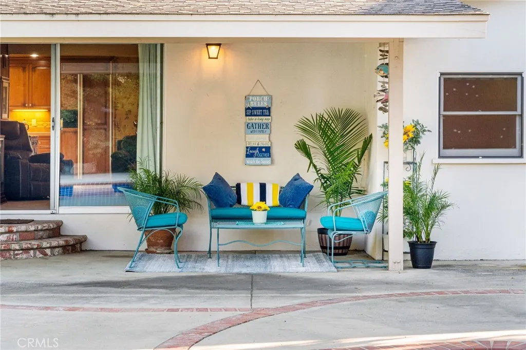 631 E Elizabeth, Orange, California 92867 home-pic-46