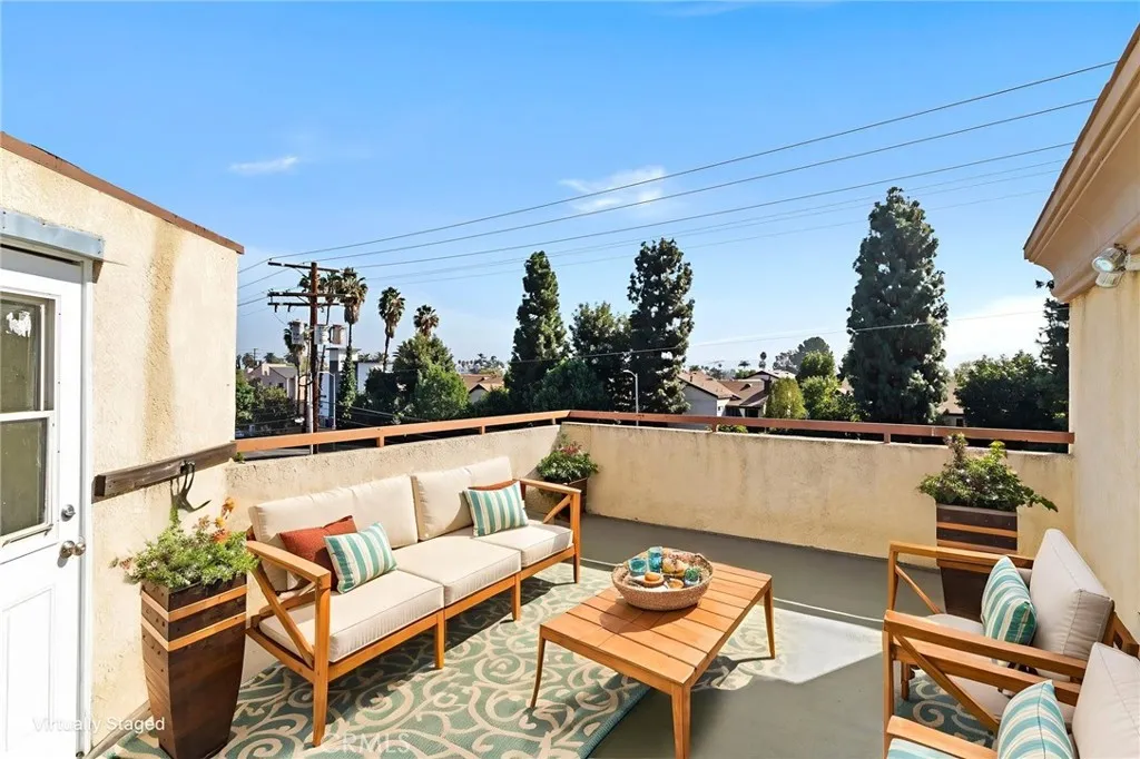 14957 Victory Boulevard 101, Van Nuys, California 91411 home-pic-10