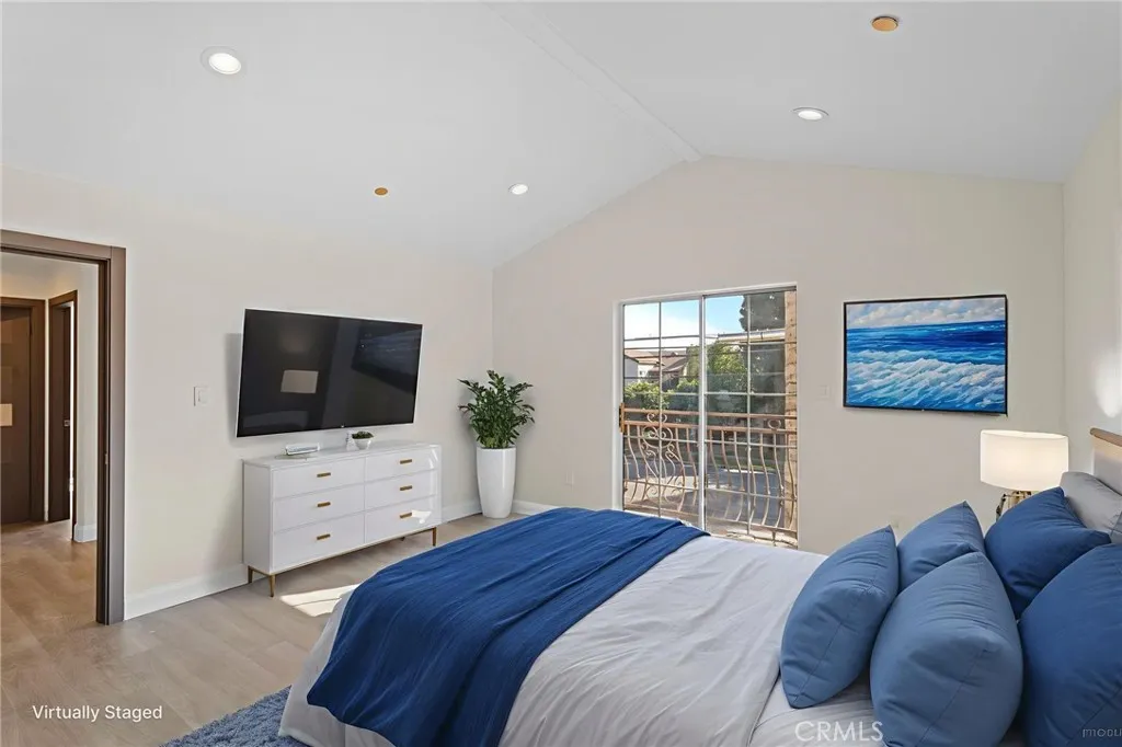 14957 Victory 101, Van Nuys, California 91411 home-pic-8