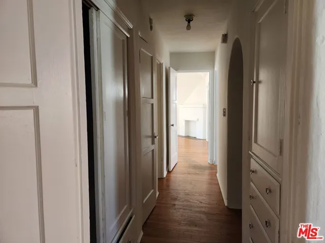 438 S Cochran Avenue 108, Los Angeles, California 90036