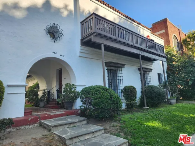 438 S Cochran Avenue 108, Los Angeles, California 90036