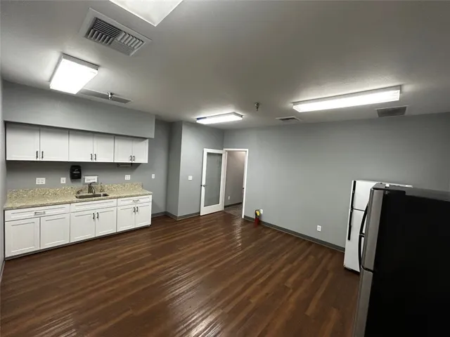 277 South R, San Luis Obispo, California 93401