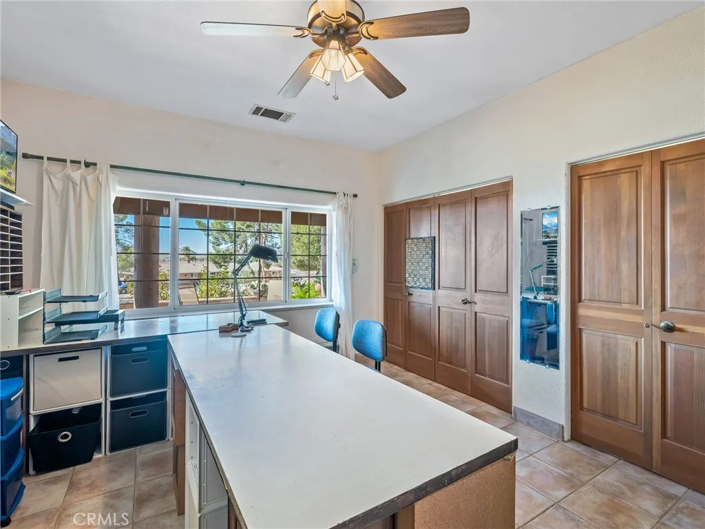 16045 Rimrock, Apple Valley, California 92307 home-pic-19