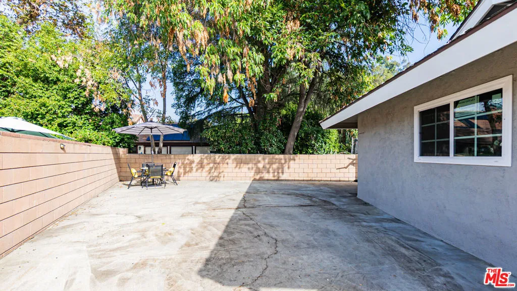 425 Fern Dell Place, Glendora, California 91741 home-pic-58