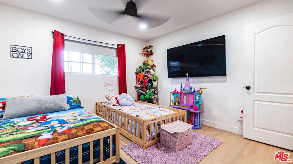 425 Fern Dell Place, Glendora, California 91741 home-pic-44