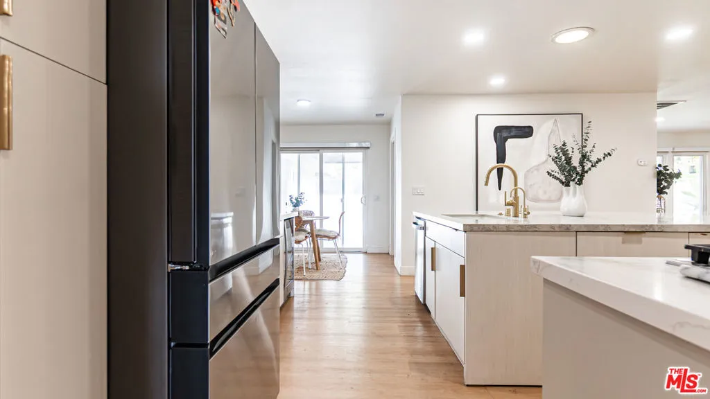 425 Fern Dell Place, Glendora, California 91741 home-pic-22