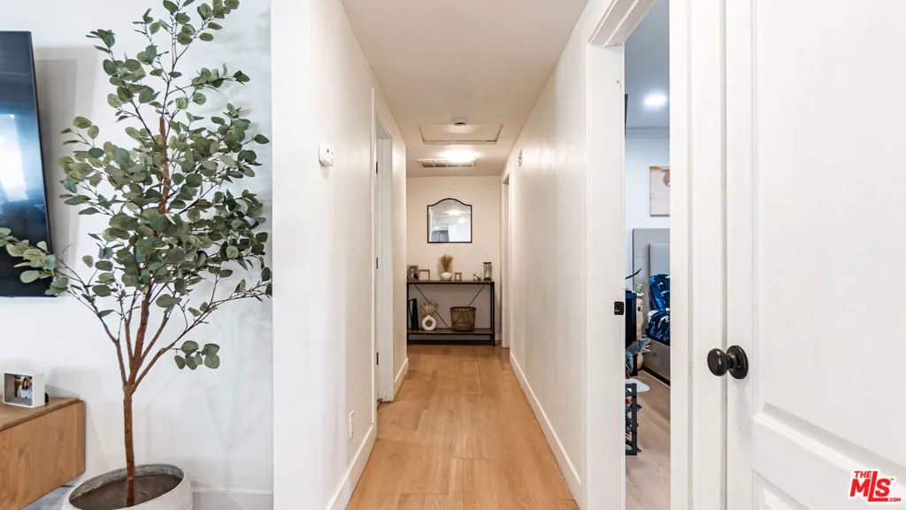 425 Fern Dell Place, Glendora, California 91741 home-pic-28