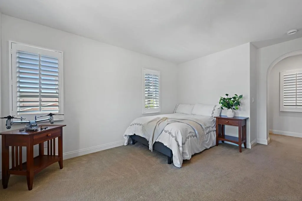 17216 Turf Club Dr, San Diego, California 92127 home-pic-47