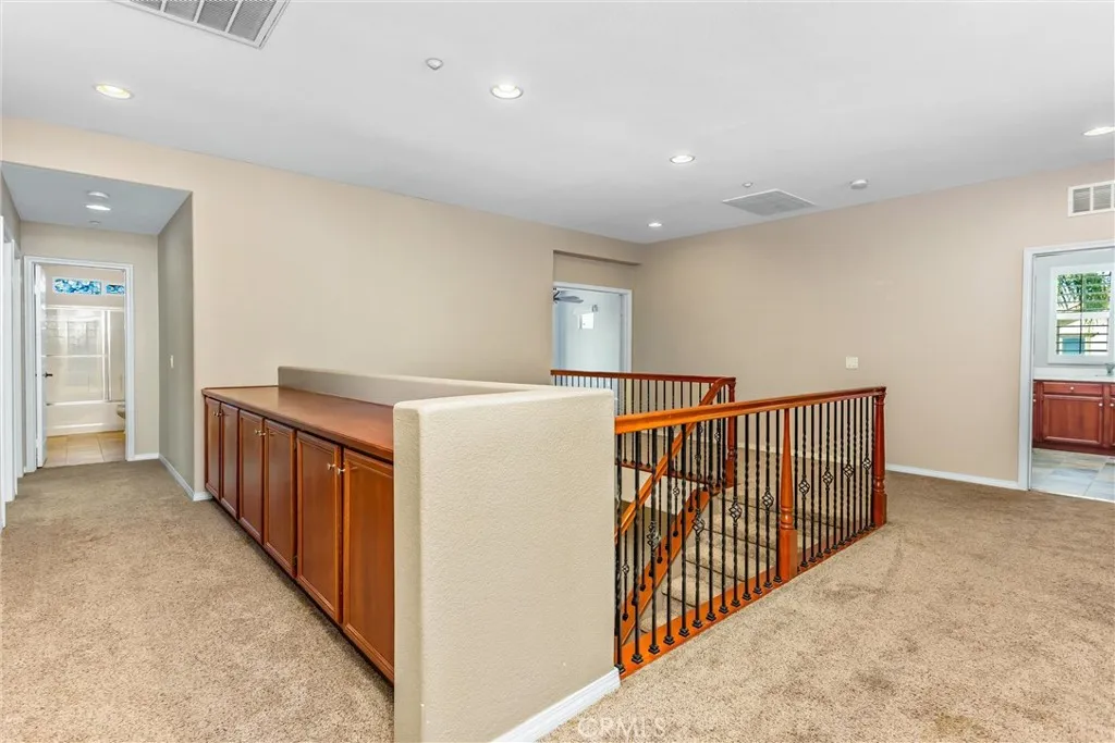 7526 Tioga Lane, Highland, California 92346 home-pic-40