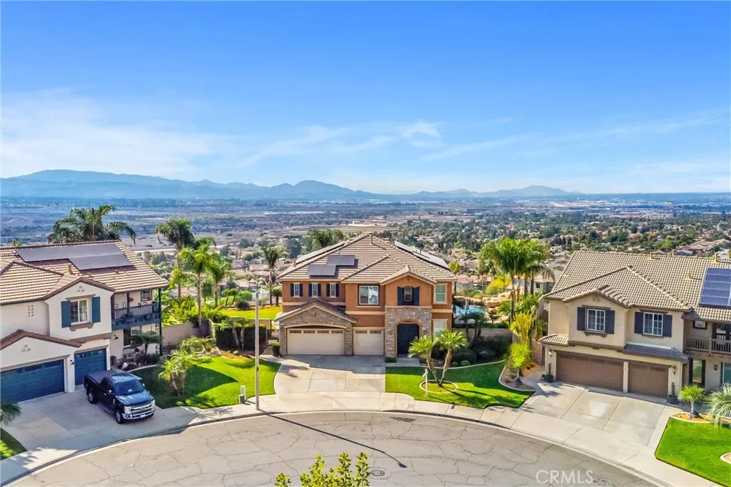 7526 Tioga Lane, Highland, California 92346 home-pic-58