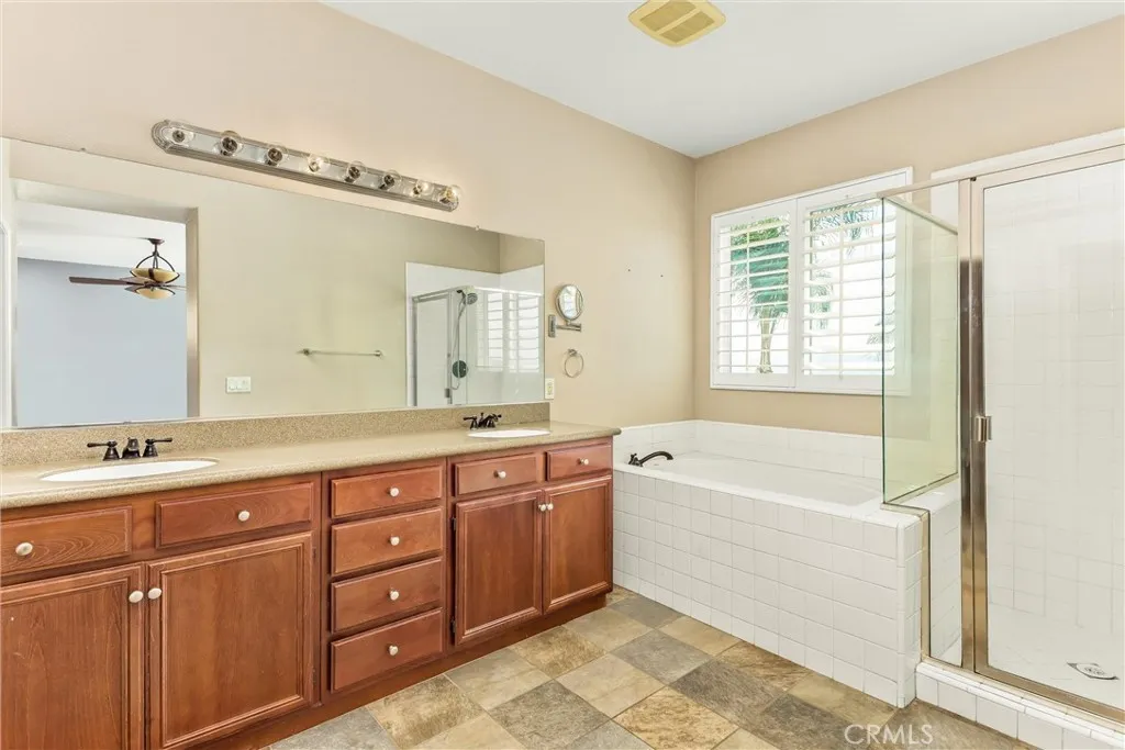 7526 Tioga Lane, Highland, California 92346 home-pic-44