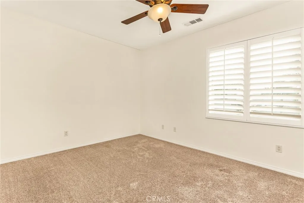 7526 Tioga Lane, Highland, California 92346 home-pic-35