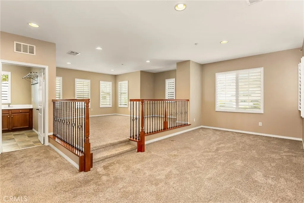 7526 Tioga Lane, Highland, California 92346 home-pic-27