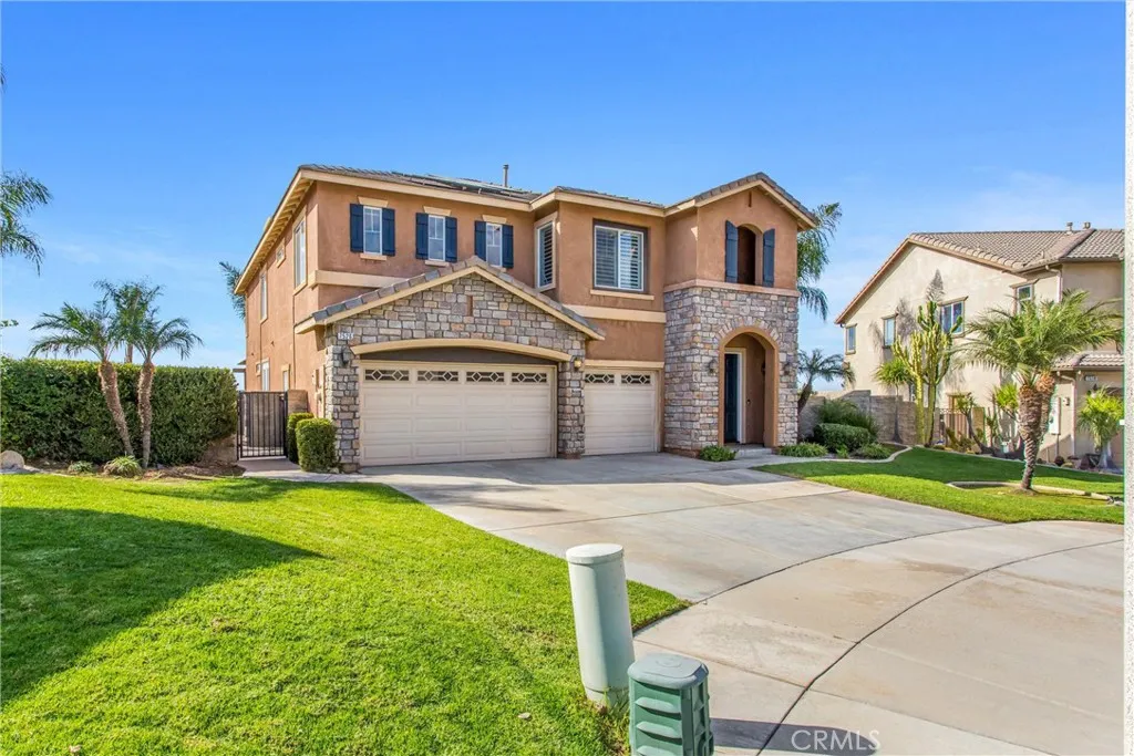 7526 Tioga Lane, Highland, California 92346 home-pic-3