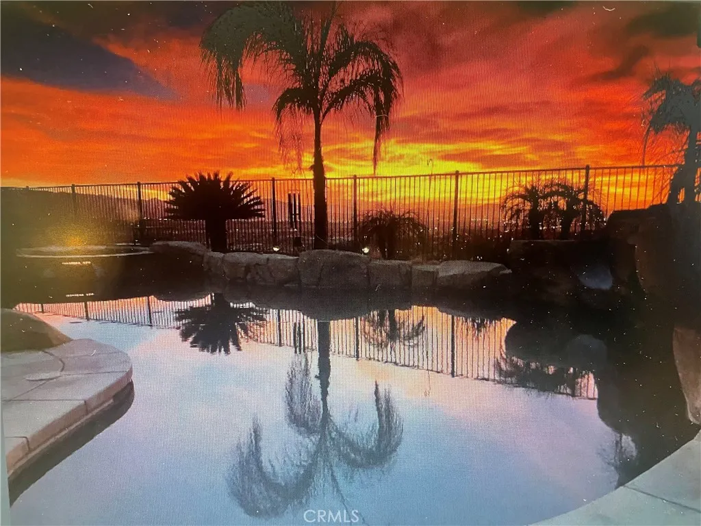 7526 Tioga Lane, Highland, California 92346 home-pic-68