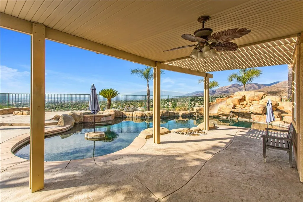 7526 Tioga Lane, Highland, California 92346 home-pic-55