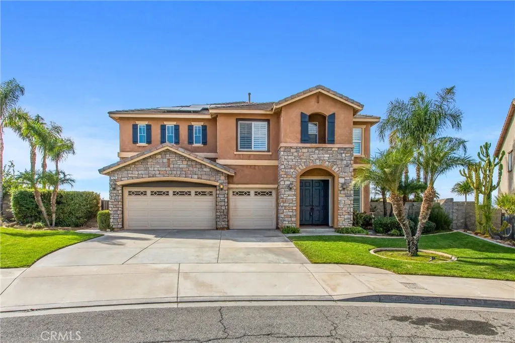 7526 Tioga Lane, Highland, California 92346 home-pic-2