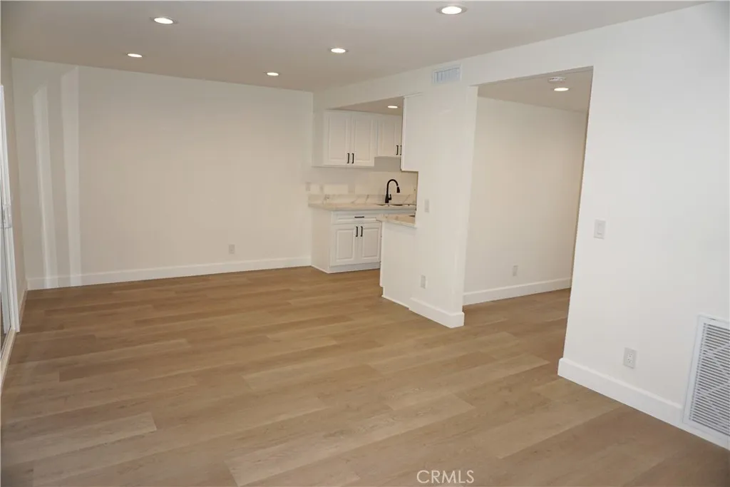 875 Las Lomas B, La Habra, California 90631 home-pic-3