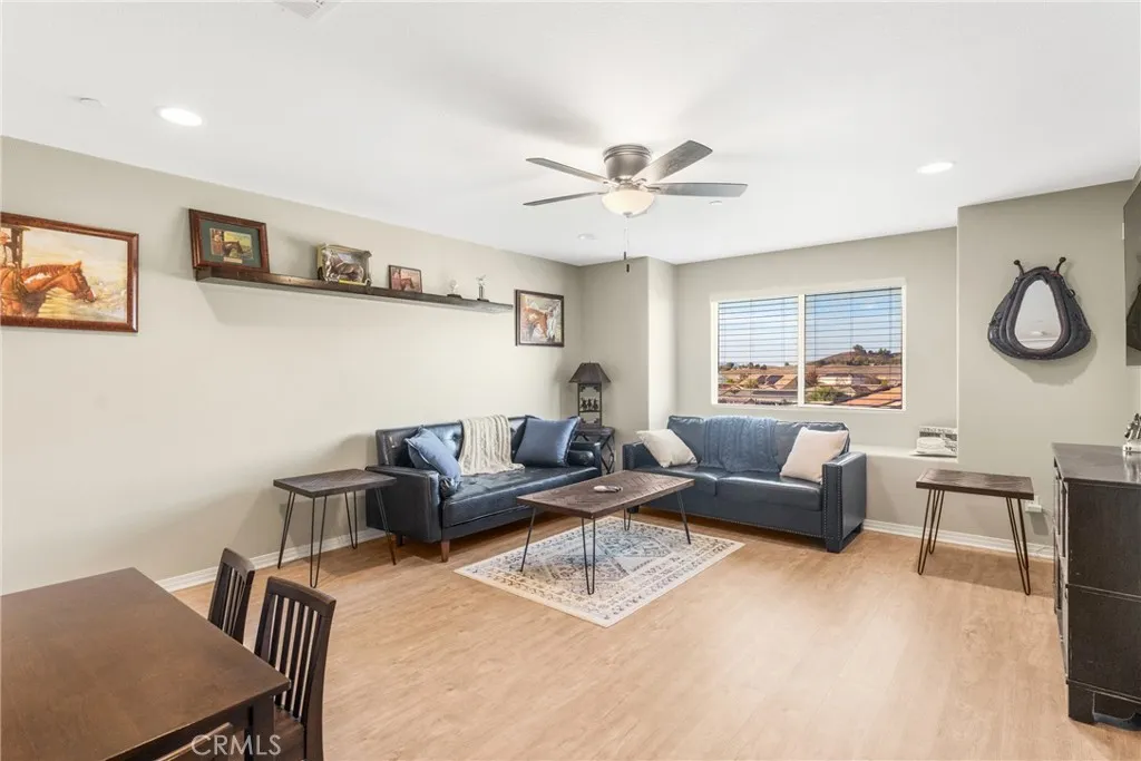 34611 Persian Lilac Street Street, Winchester, California 92596 home-pic-33