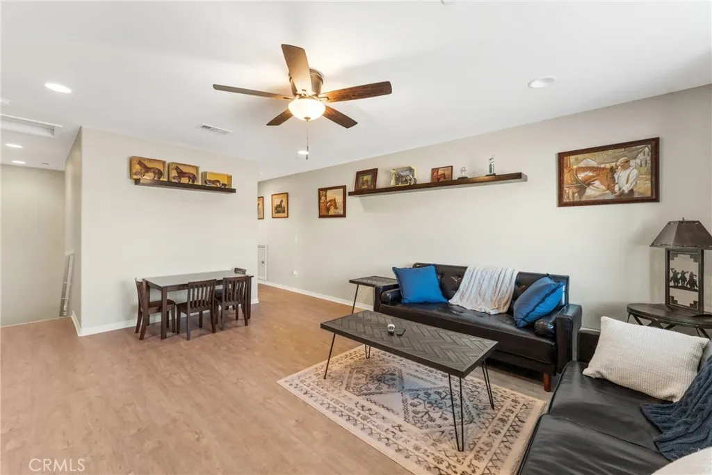 34611 Persian Lilac Street Street, Winchester, California 92596 home-pic-34