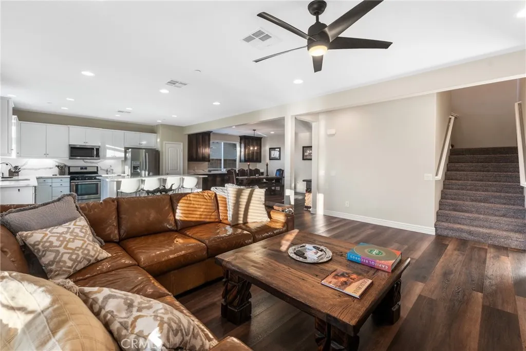 34611 Persian Lilac Street Street, Winchester, California 92596 home-pic-19