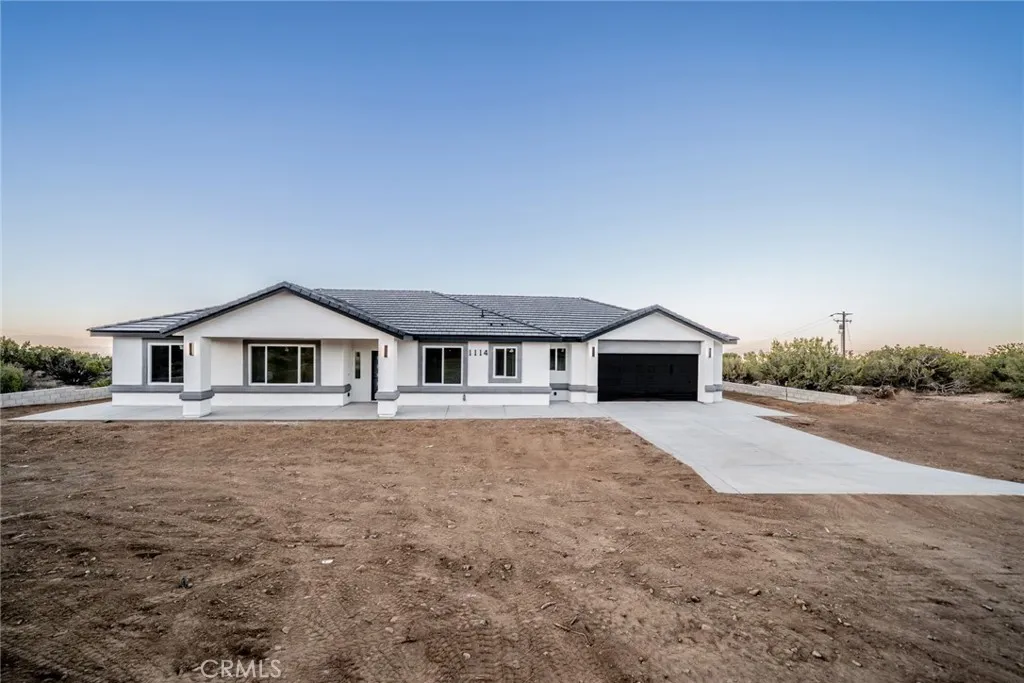 1114 Hollister, Pinon Hills, California 92372 home-pic-0