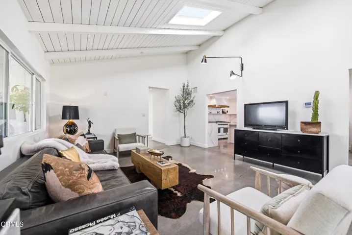 34 Vientos Rd Camarillo-13