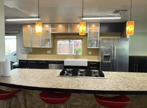 8A86B204-86EE-4E35-8BAE-C7F0263596BD_4_5