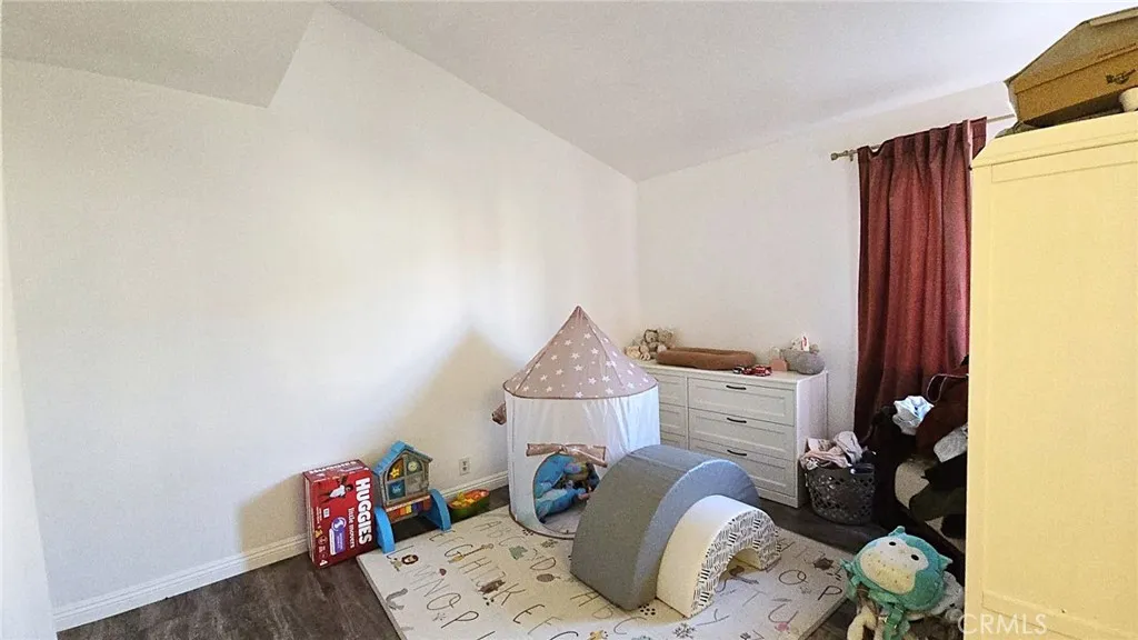 Second bedroom