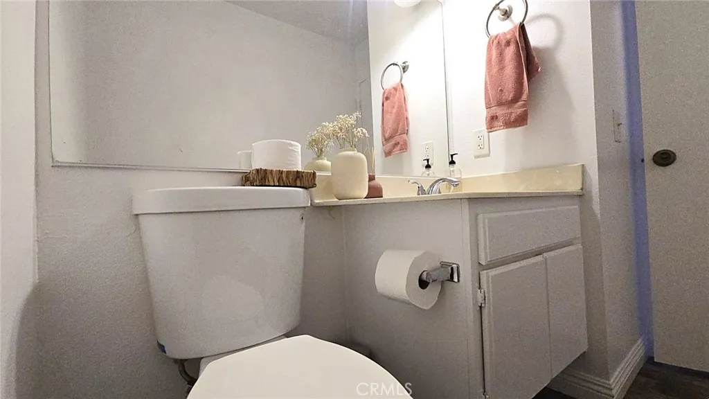 1921 Glenoaks Boulevard 196, San Fernando, California 91340 home-pic-15