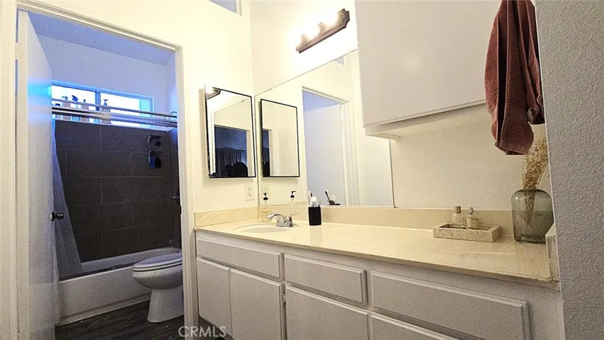 Main Bedroom Vanity Sink

