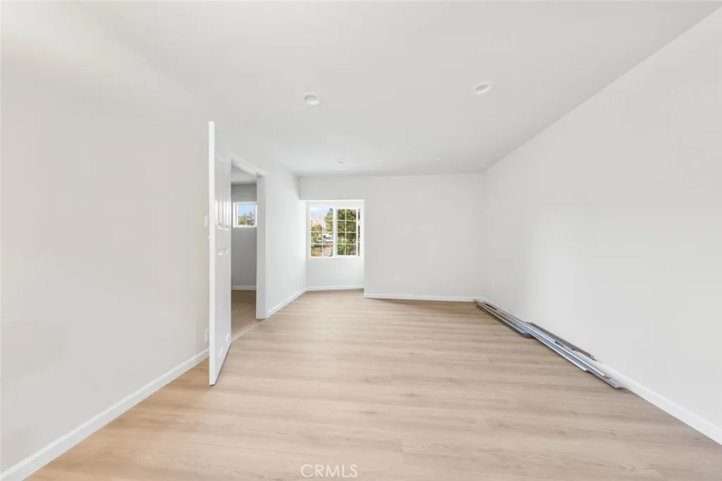 10554 Plainview, Tujunga, California 91042 home-pic-38