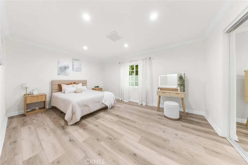 10554 Plainview, Tujunga, California 91042 home-pic-20